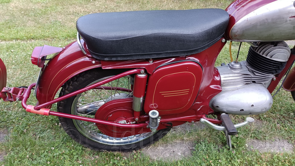 ČZ 175/470 Sport + PAv-40