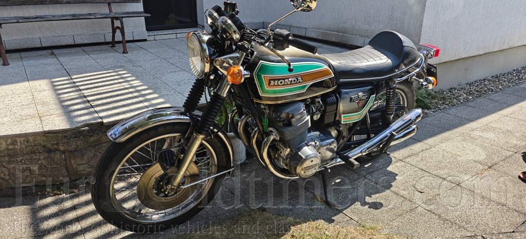 Honda CB 750 FOUR 