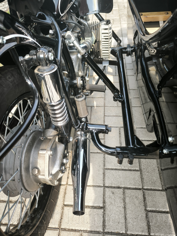 K 100