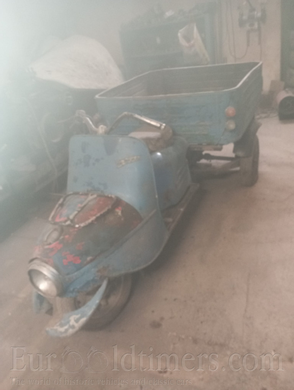 Motocykl ČZ 175 RIKŠA - motor po