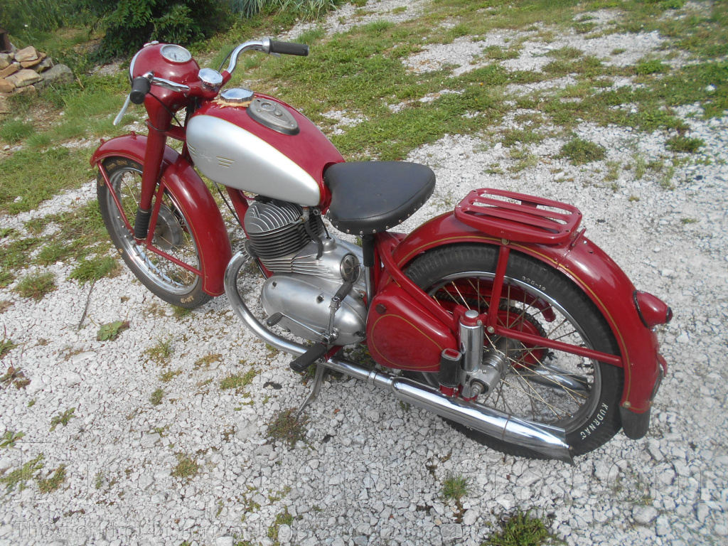 Jawa 350/18 pérák s TP a SPZ