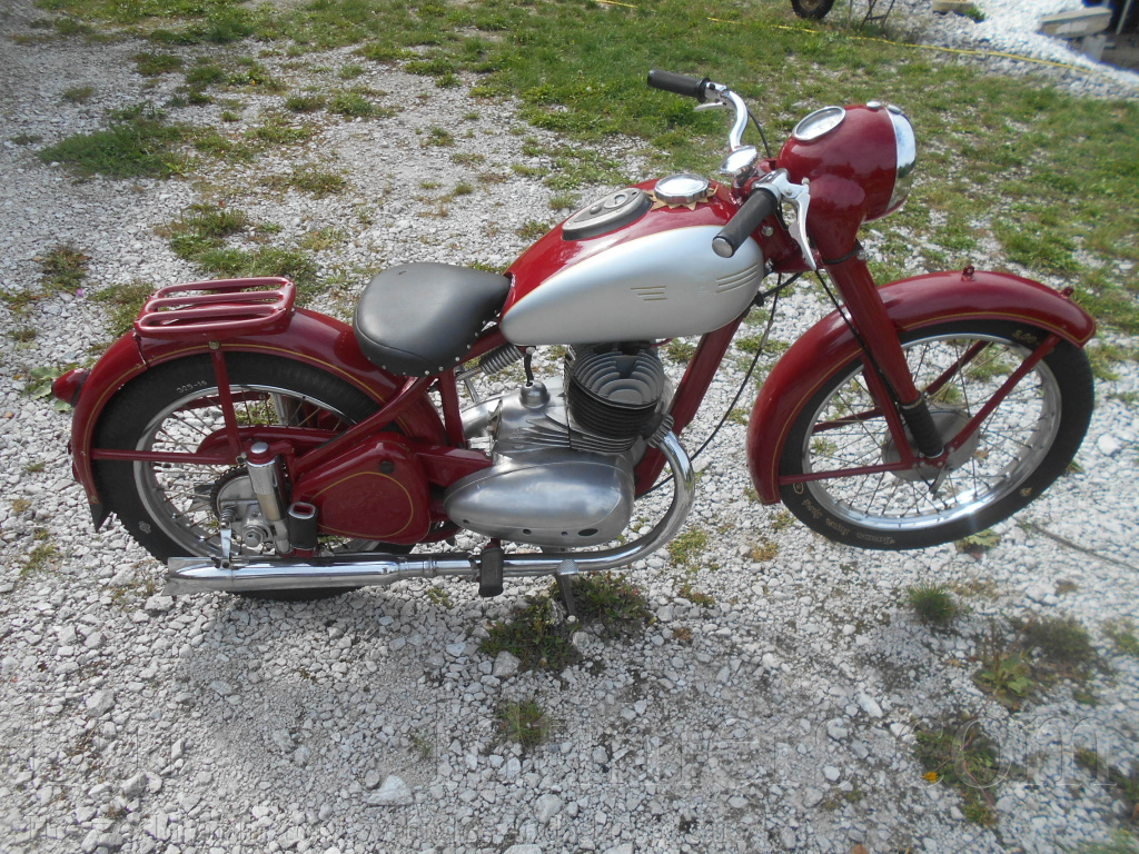 Jawa 350/18 pérák s TP a SPZ