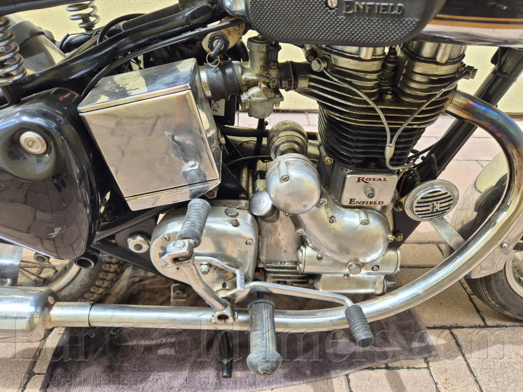 Royal Enfield Bullet 350