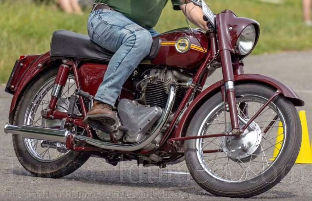Ariel Huntmaster 650