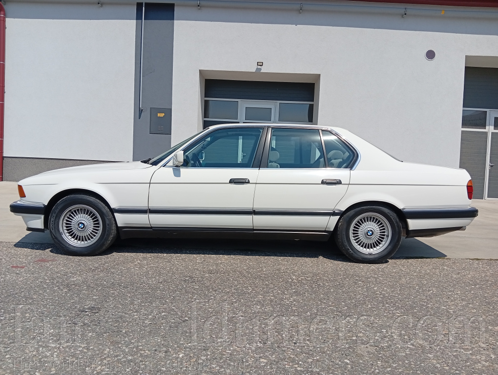 BMW e32 730i