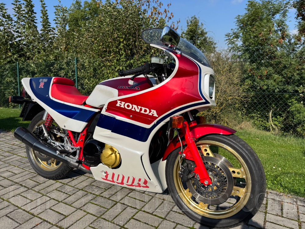 Honda CB 1100R SC08