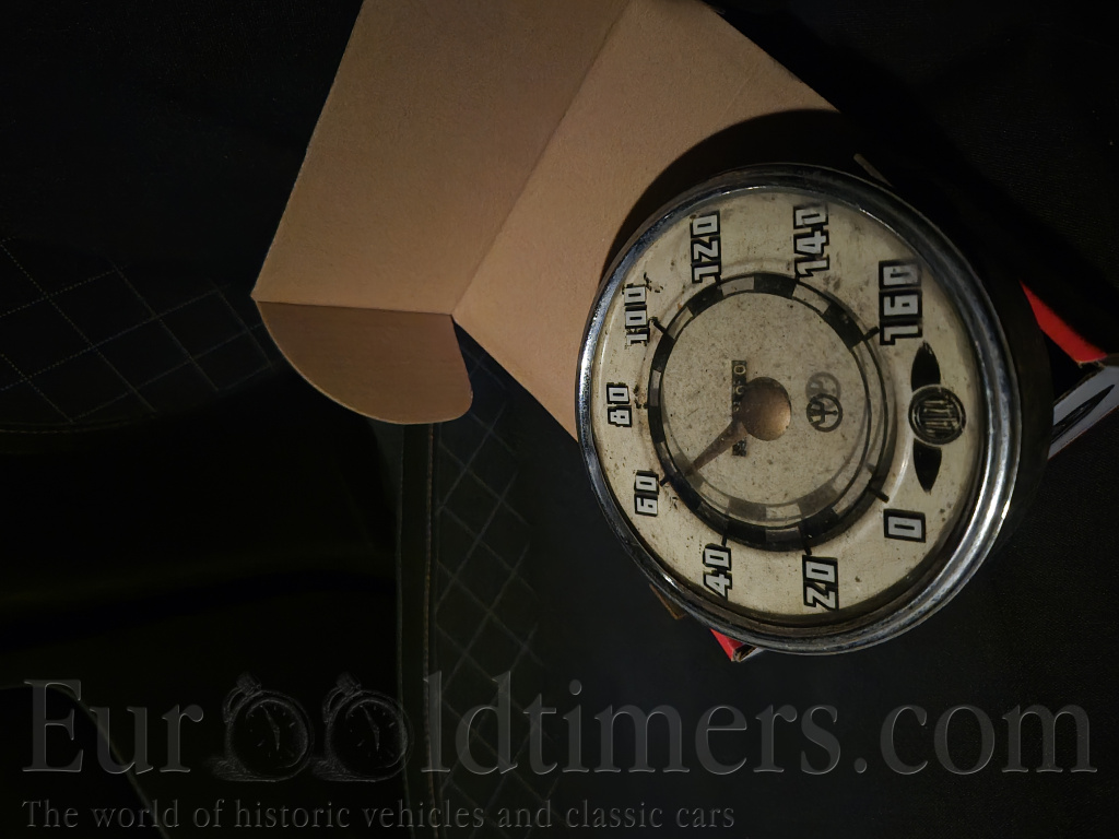 Tatra 600 tachometr