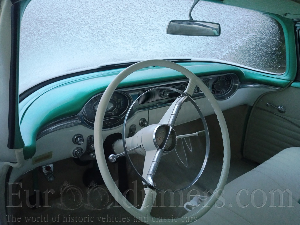 Oldsmobile Super “88“ Holiday Coupe