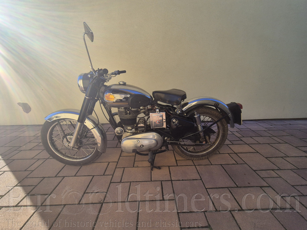 Royal Enfield Bullet 350