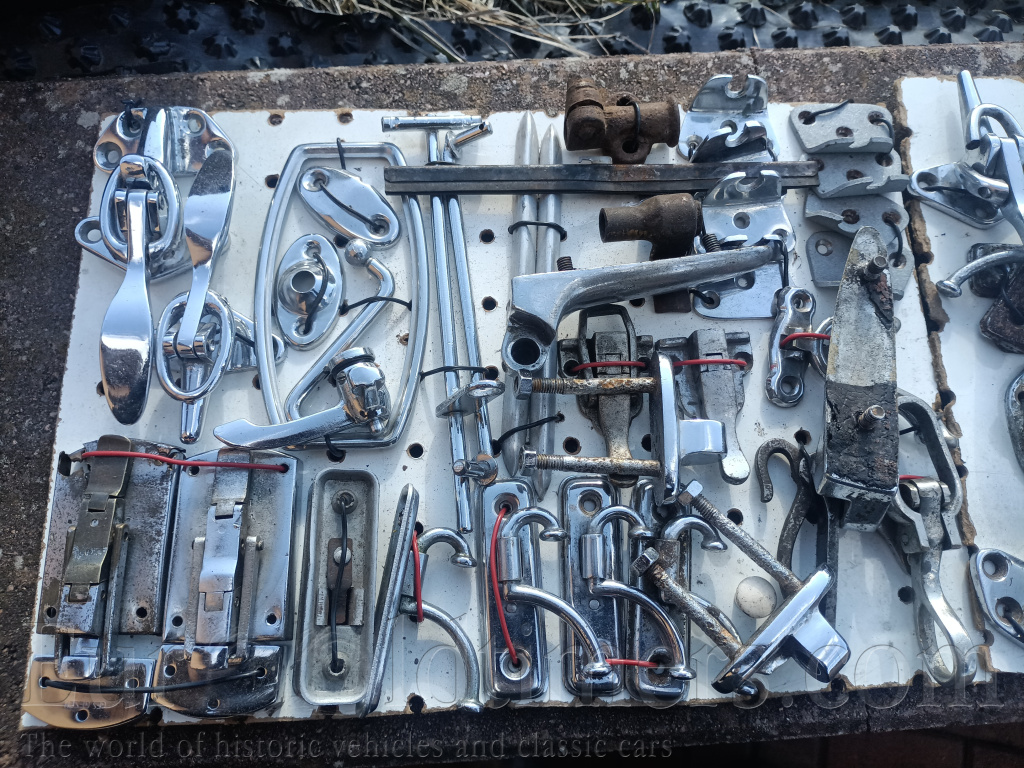 Škoda pojistková skříňka