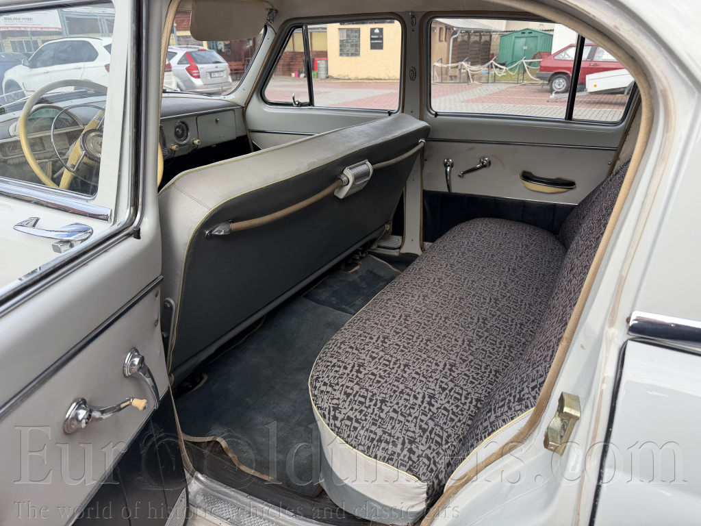 Volha Gaz 21, originální stav, top