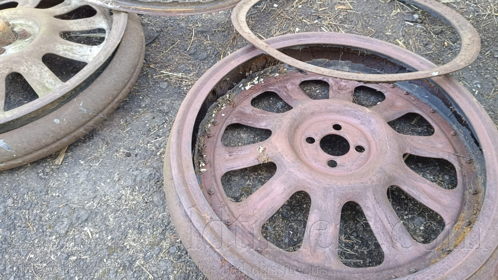 Kola na muniční vozík IF8 