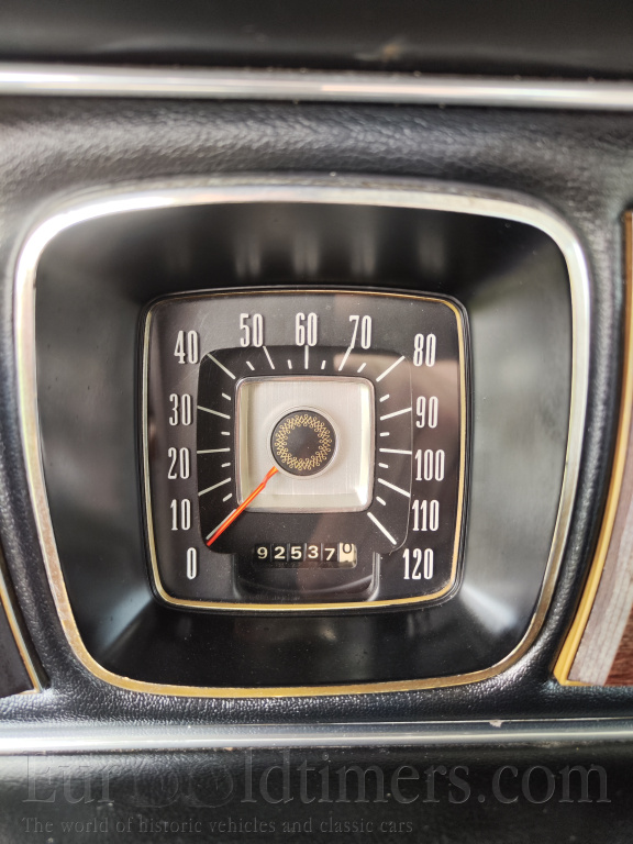 Lincoln continental coupe mark III