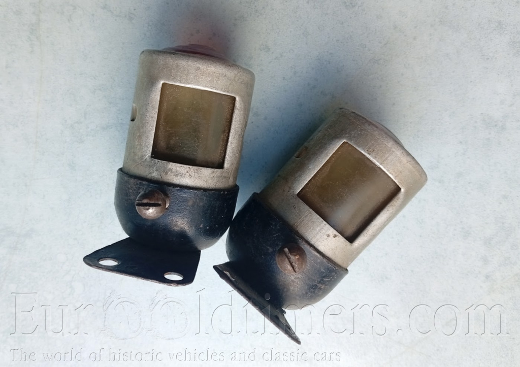 Předválečné zadní světlo s osvětlením SP