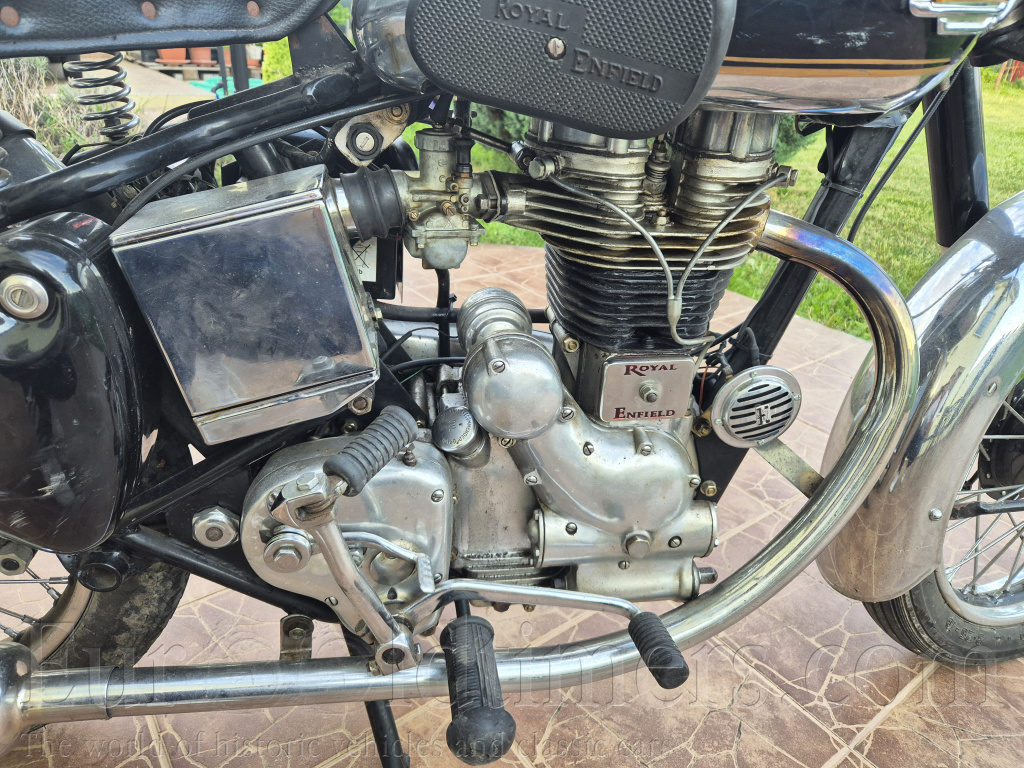 Royal Enfield Bullet 350