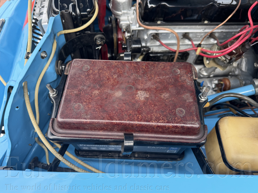Volha Gaz 21, top