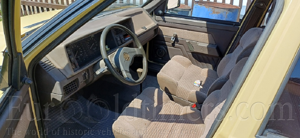 Škoda Favorit 136 LS