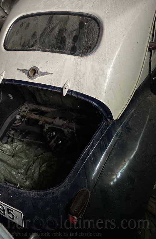 Renault 4CV