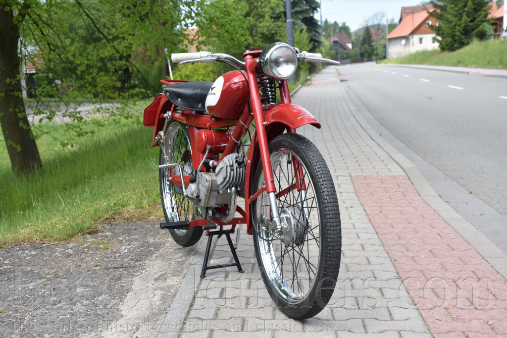 Moto Guzzi Hispania Cardellino 73ccm