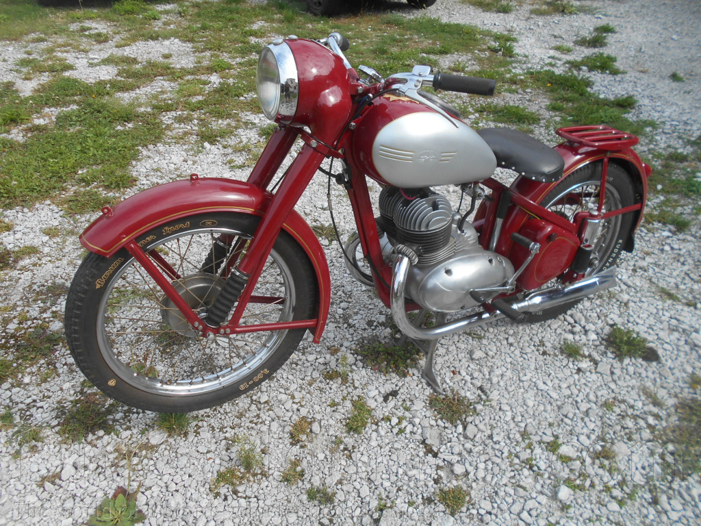 Jawa 350/18 pérák s TP a SPZ