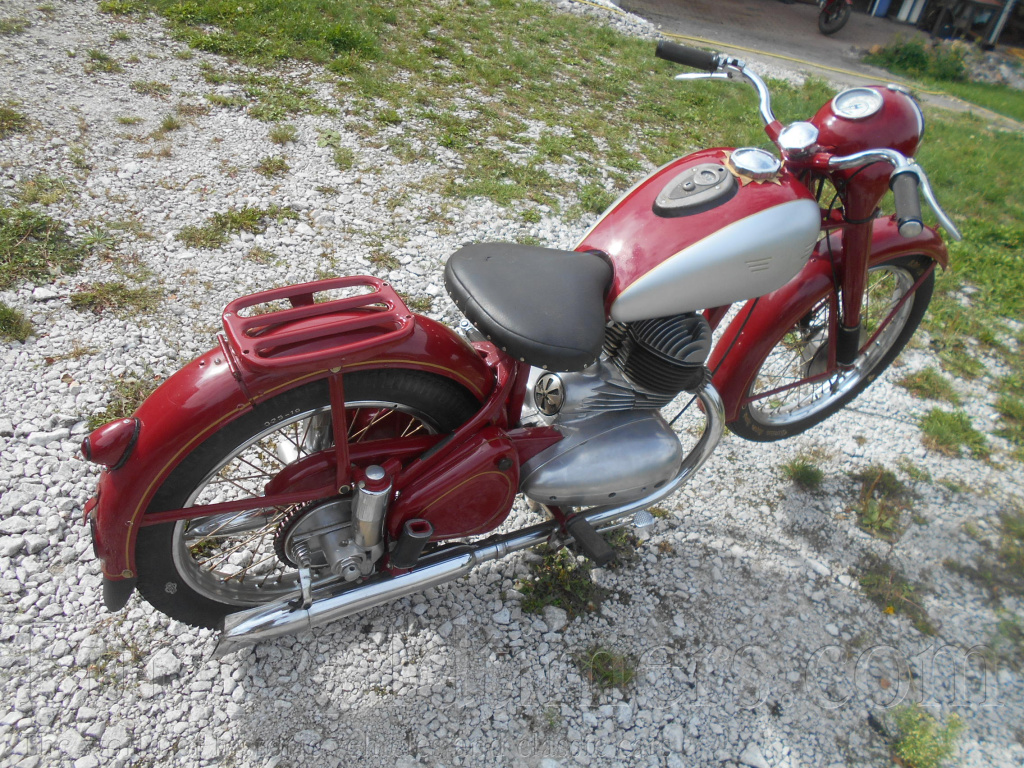 Jawa 350/18 pérák s TP a SPZ