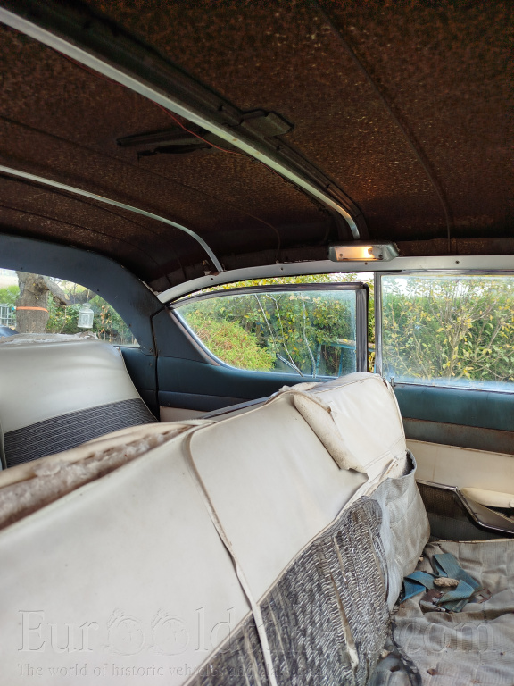 Cadillac 1957 (62 series Deville) sedan