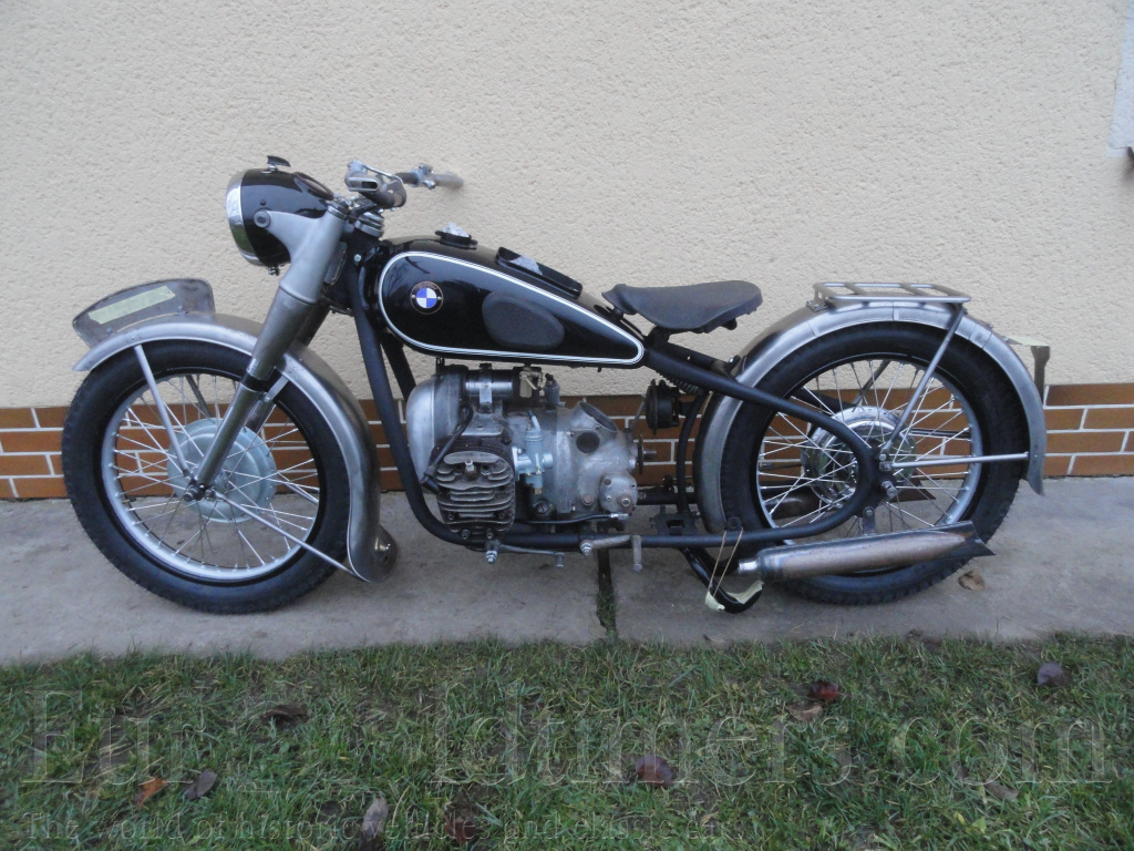 BMW R6, rok 1937, vyrobeno jen 1850kusů 
