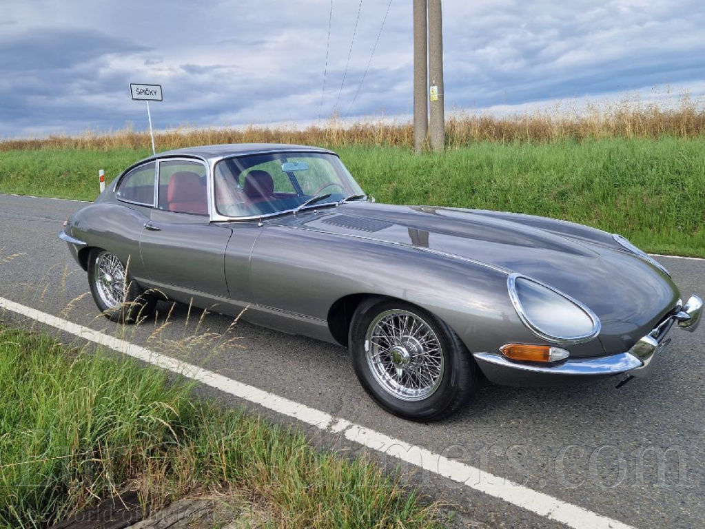 Jaguar E-Type 4.2 Series 1½ (1967)