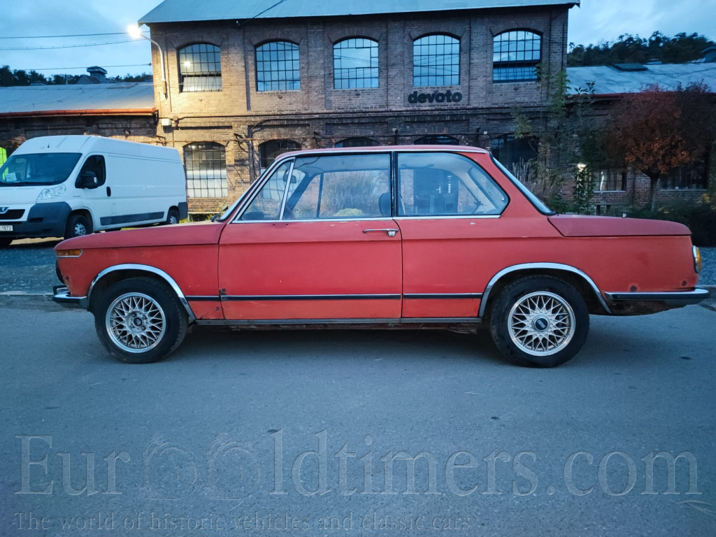 BMW 1502 coupé před renovací s Tp