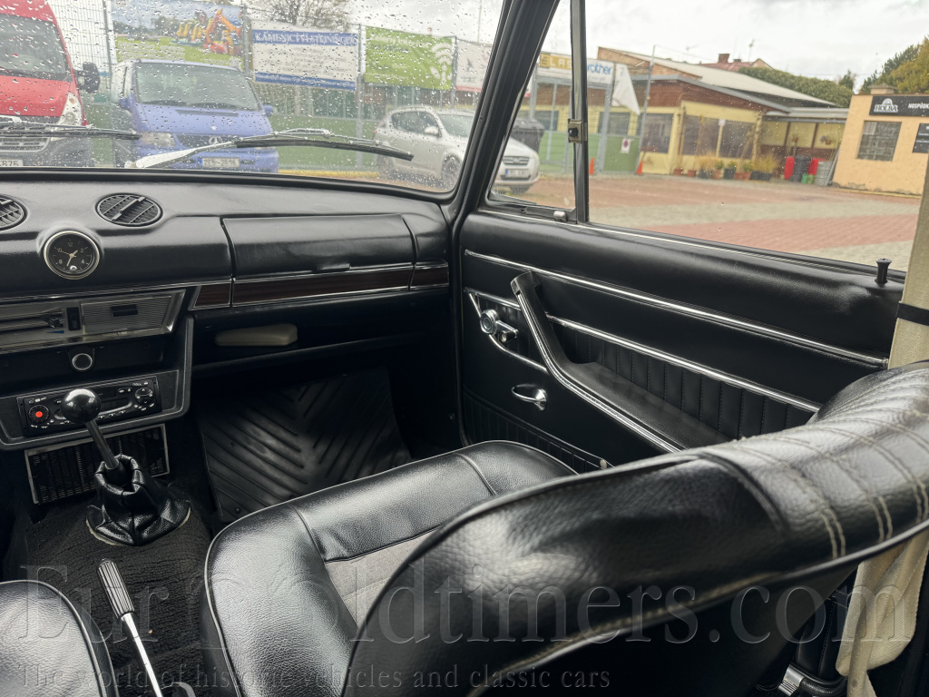 Lada Vaz 2103, original top