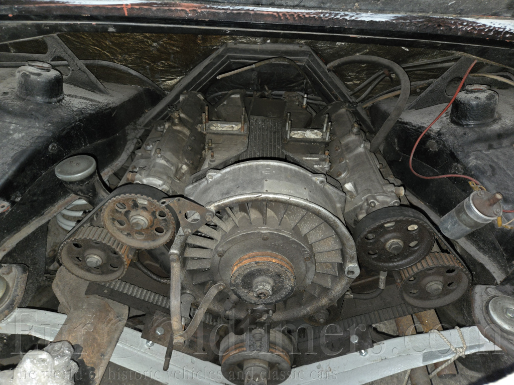 Tatra 613-1 (3) s TP