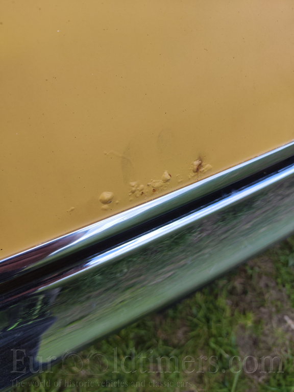 Lincoln continental coupe mark III