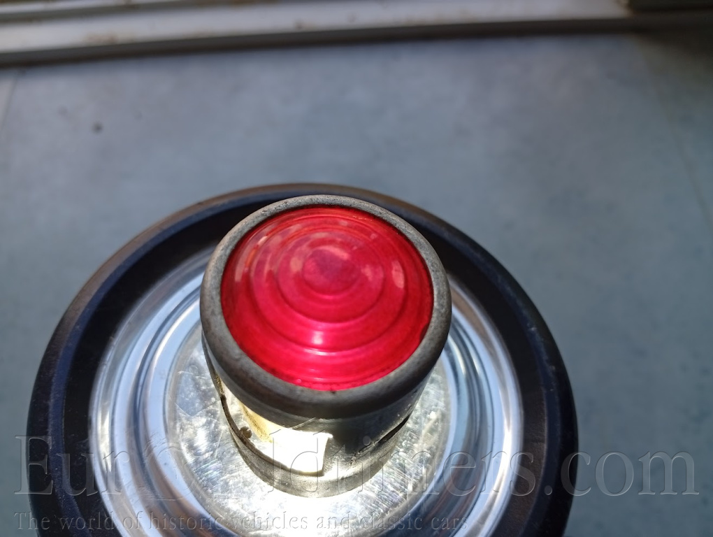 Předválečné zadní světlo s osvětlením SP