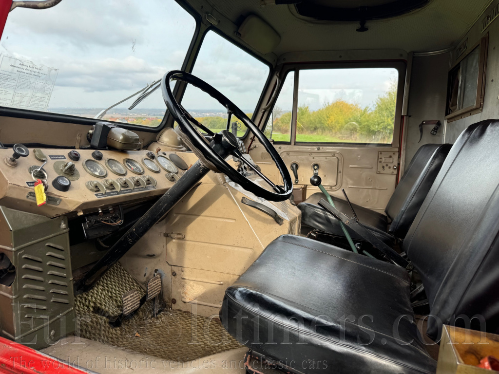 Mercedes Benz Unimog 404 rok 1966