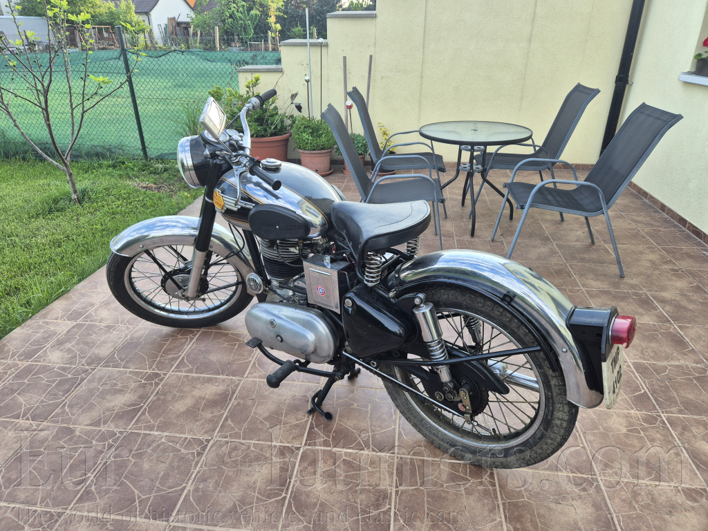 Royal Enfield Bullet 350