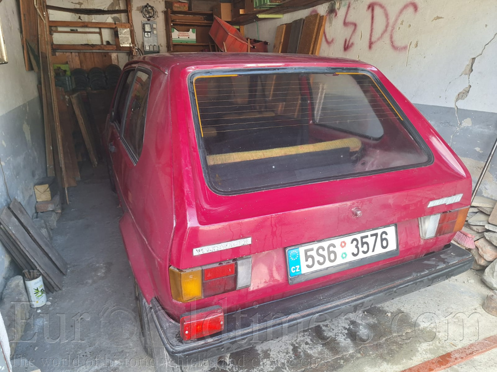 Volkswagen GOLF GLD 