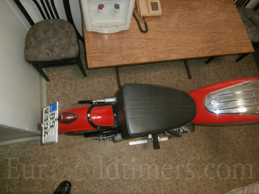 Soutěžní motocykl