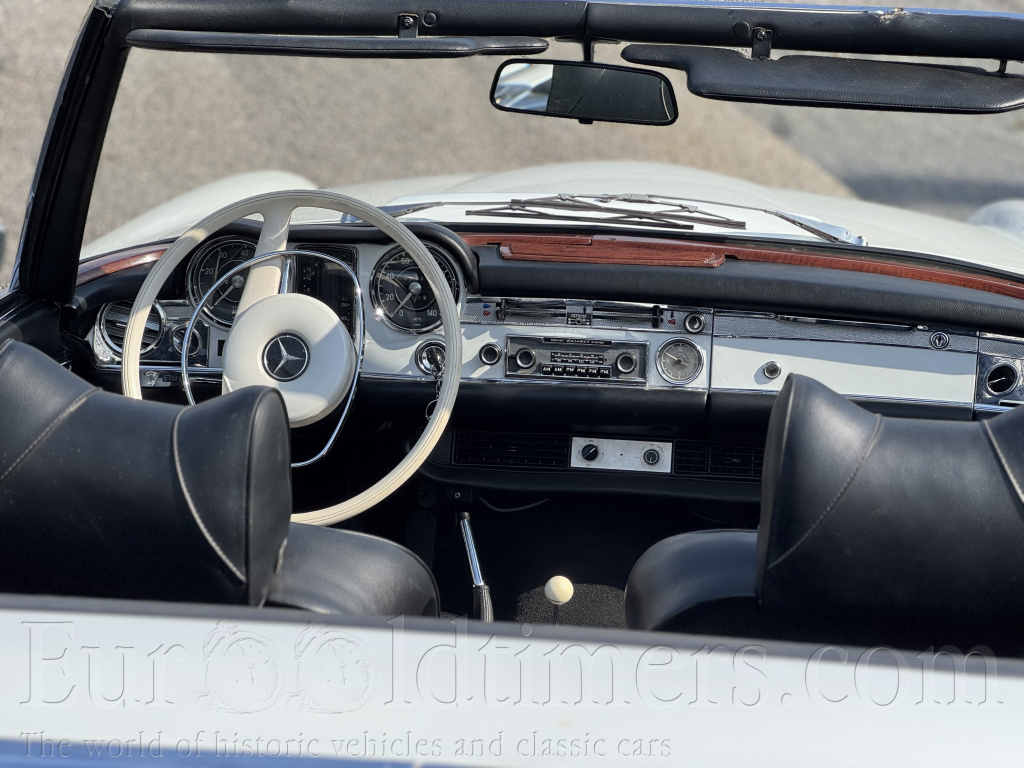  Mercedes SL 280 Pagoda