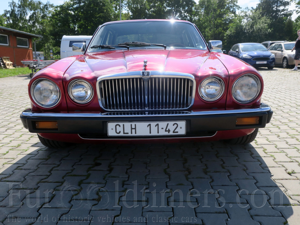 Prodám Jaguar XJ 6 4.2 i 151 kW 