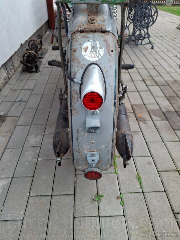 Victoria KR 20