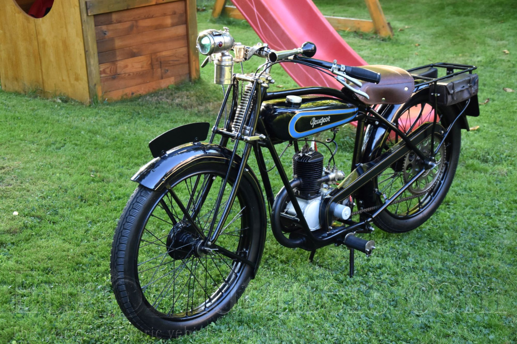 Podrámový Peugeot P103