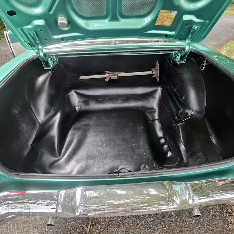 Oldsmobile Super “88“ Holiday Coupe