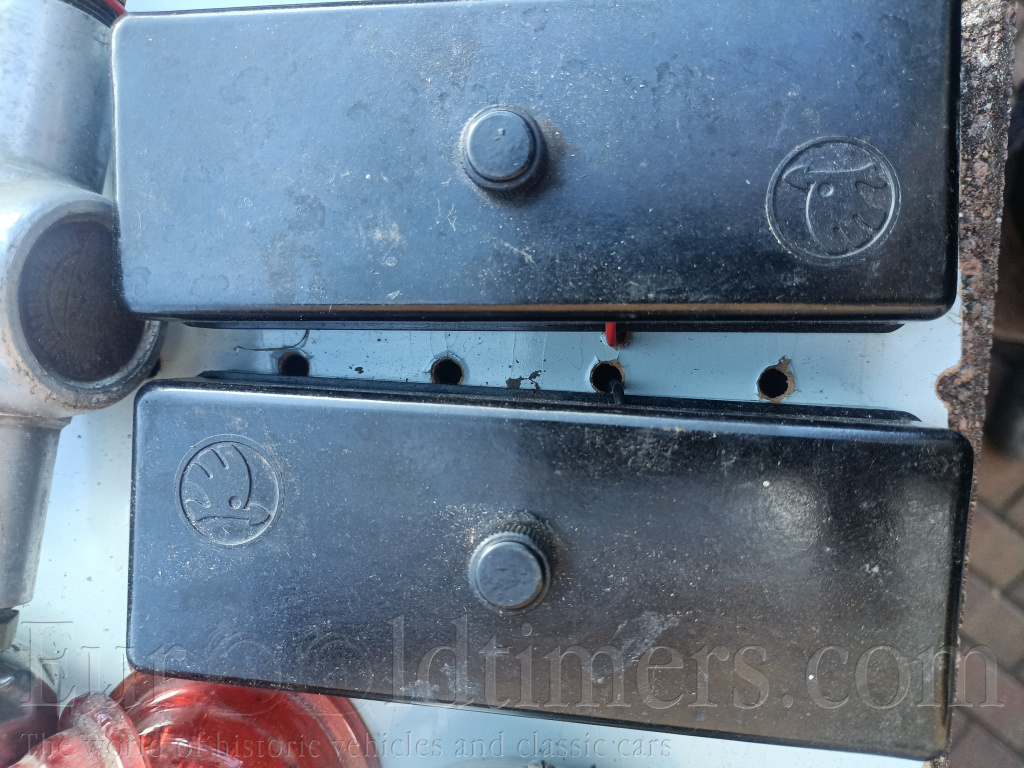 Škoda pojistková skříňka