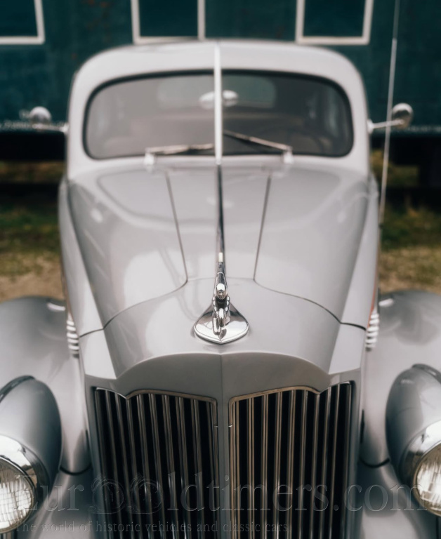 Packard Touring Eight 1938