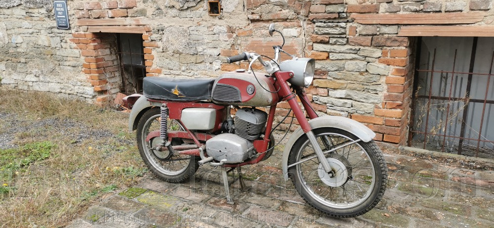 ČZ125 476-1 r.1970