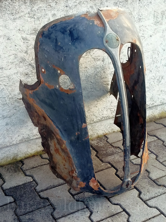 Maska chladiče BMW 326