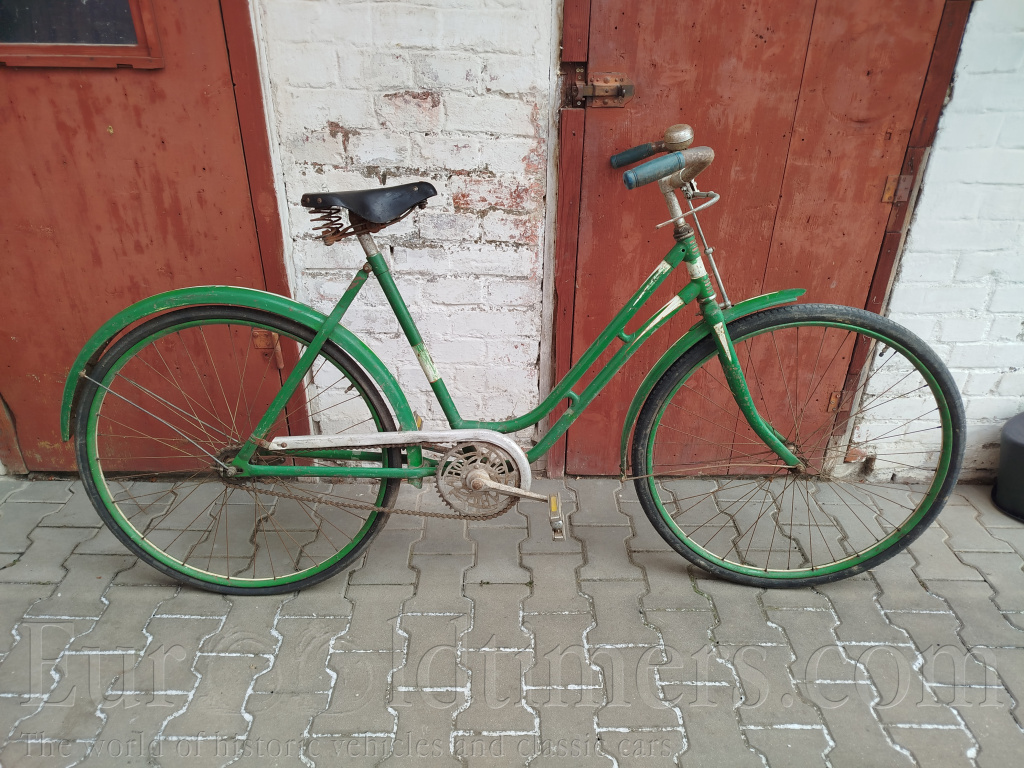 Jízdní kolo Ahoj, Ogar, Autfit