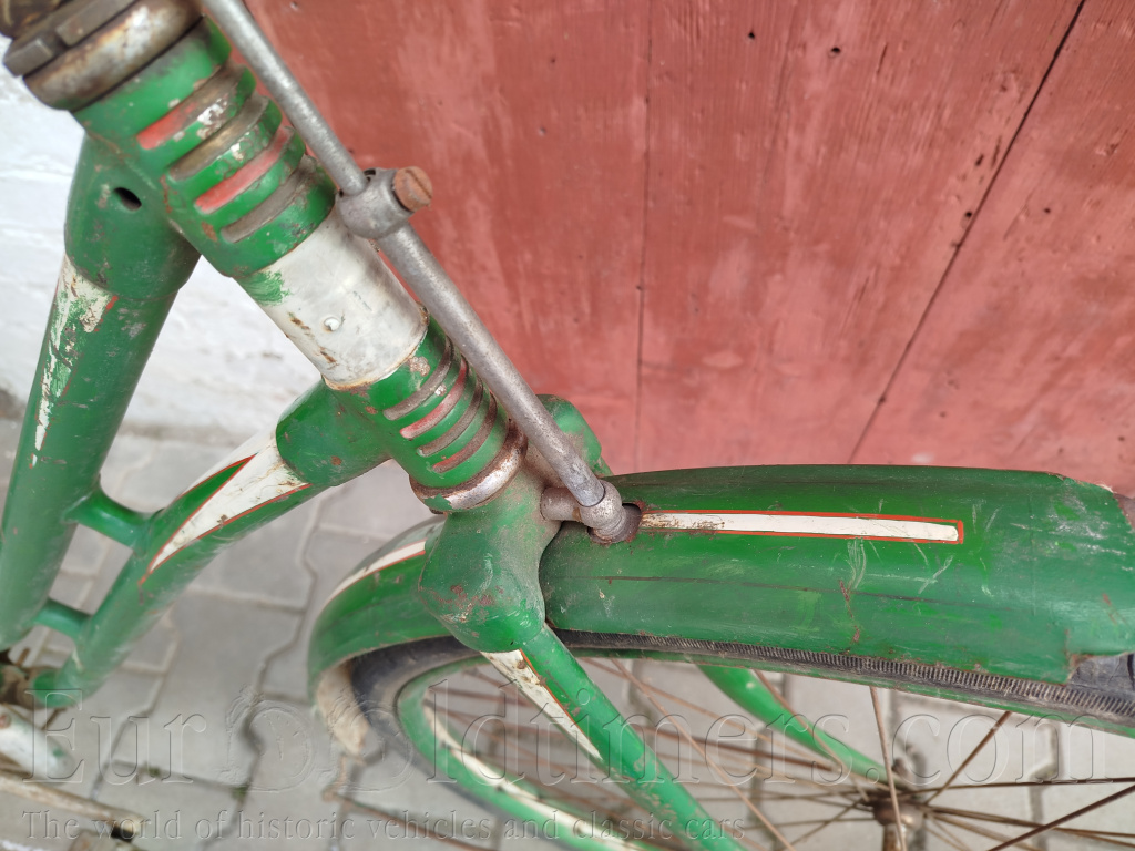 Jízdní kolo Ahoj, Ogar, Autfit