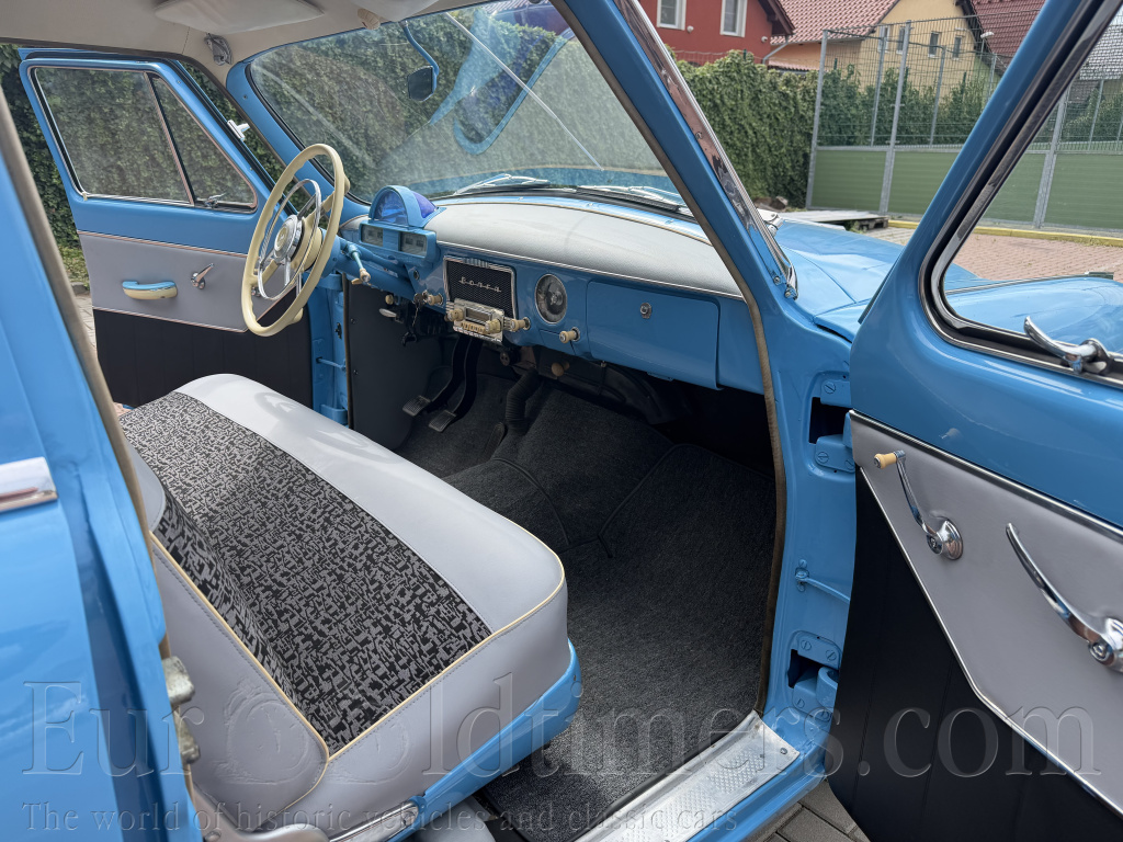 Volha Gaz 21, top