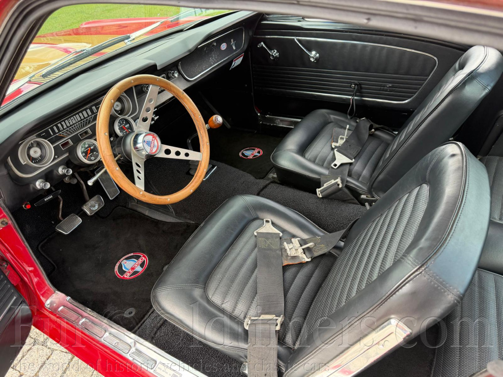 Ford Mustang Fastback 1965 289 ci 